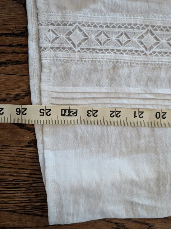 Bisou's Project White Lace Blouse — Size M — NWT - Picture 9 of 10